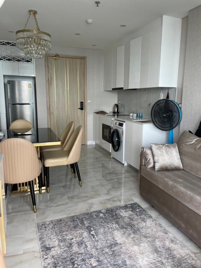 Copacabana Jomtien Beach High Floor Exteriör bild